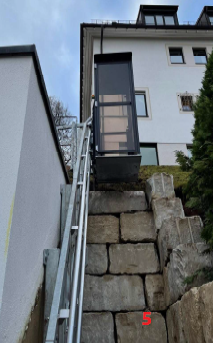 Ascenseur incline avec cabin